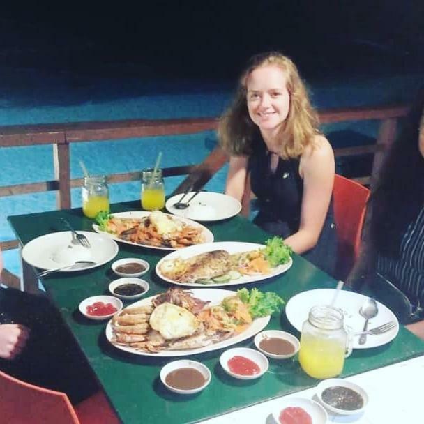 Marina Bay Resort & Restaurant Kampung Genting Dış mekan fotoğraf